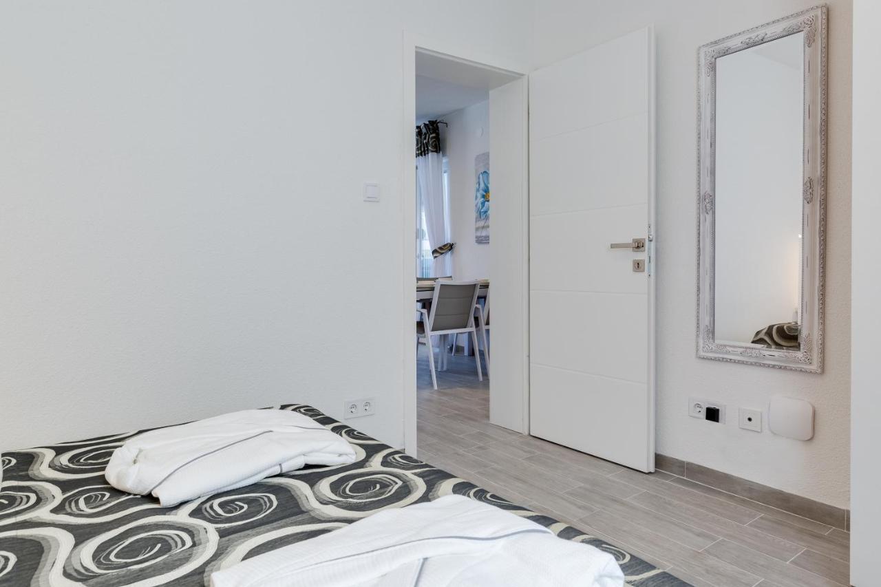 Apartmani Kastelina Vir Extérieur photo