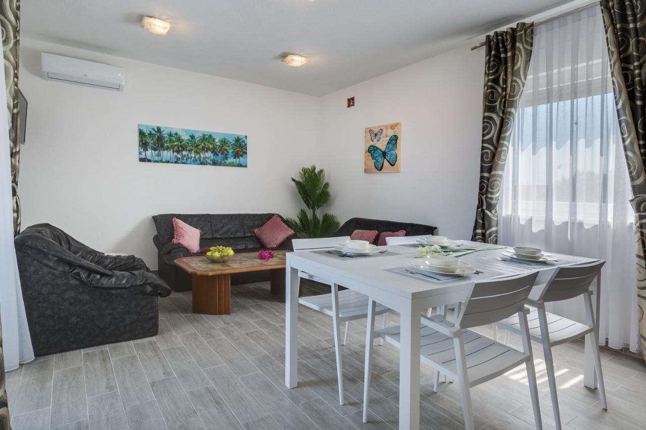 Apartmani Kastelina Vir Extérieur photo